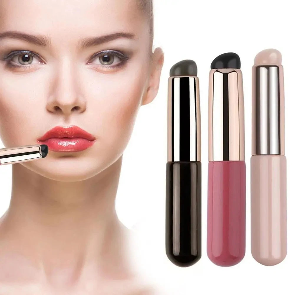 Silicone Lip Brush with Protective Cover