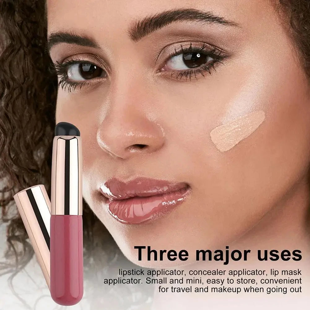 Silicone Lip Brush with Protective Cover
