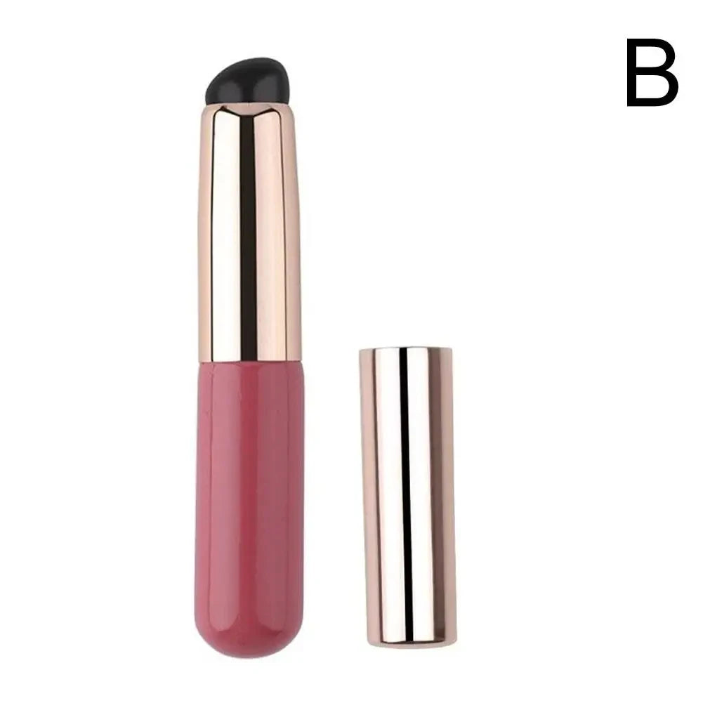 Silicone Lip Brush with Protective Cover